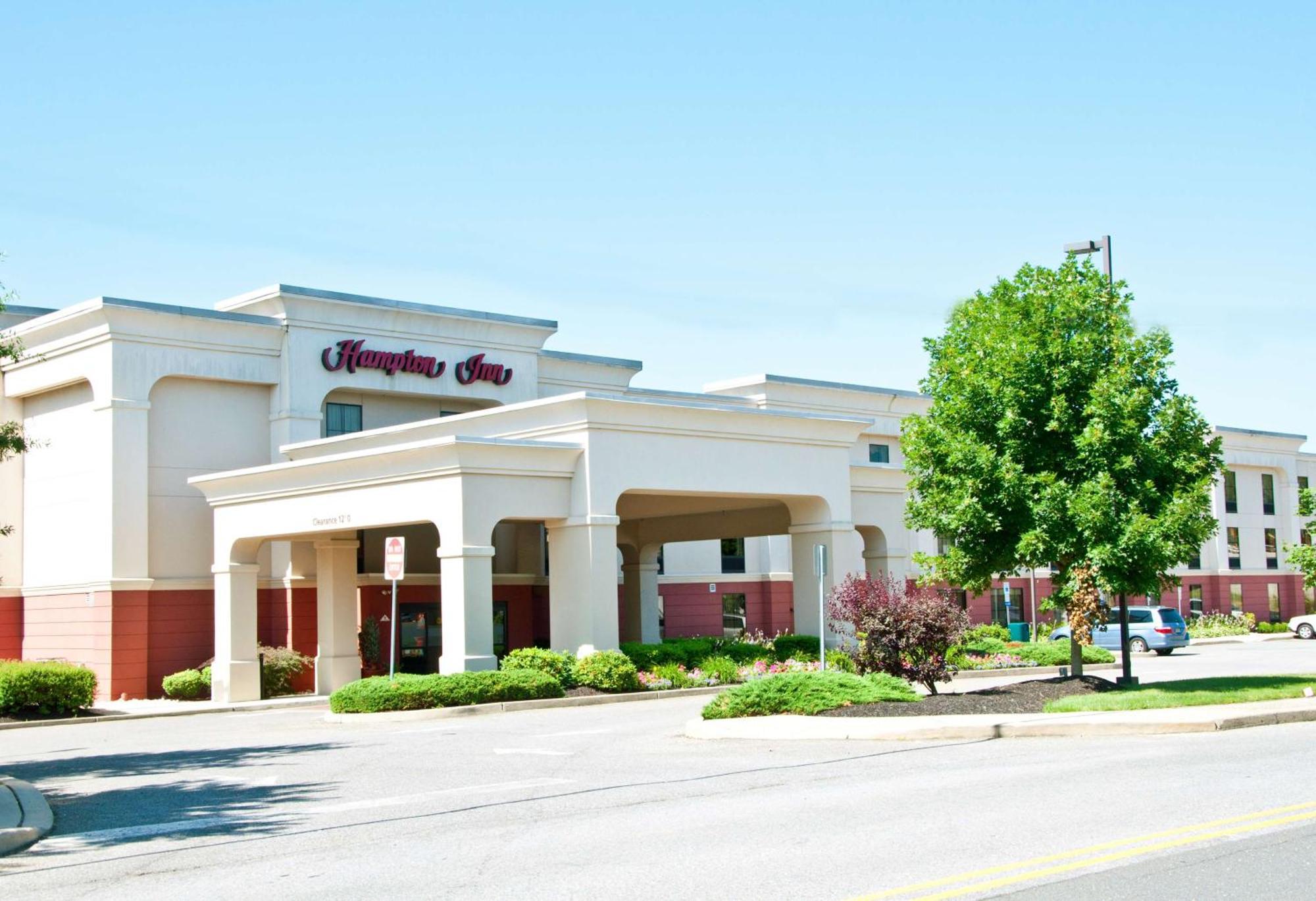 Hampton Inn East Windsor Exterior foto